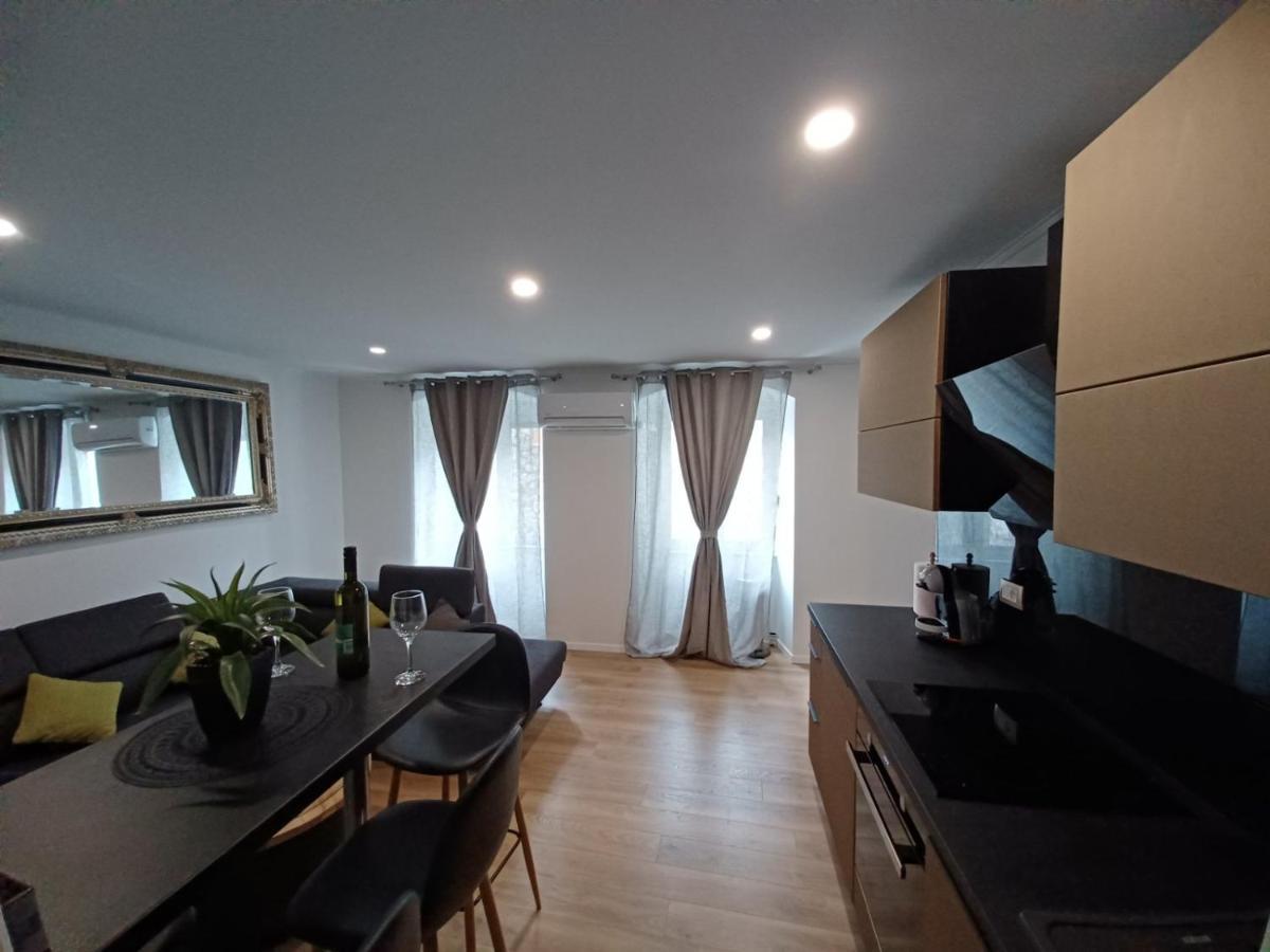 Apartamento In The Centar Of Rijeka Exterior foto